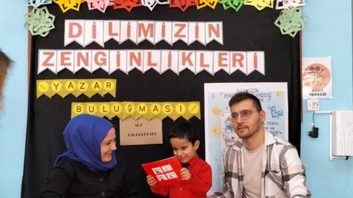 DİLİMİZİN ZENGİNLİKLERİ KAPSAMINDA OKUR YAZAR BULUŞMASI GERÇEKLEŞTİRDİK.